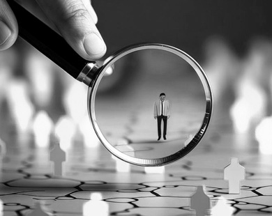 Höre auf, Fehler in Anderen zu finden und sie zu beschuldigen. Die effektivste aller Konflikt-Management-Techniken
